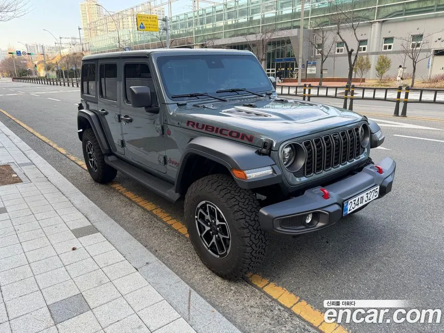 Jeep Wrangler — фото 1
