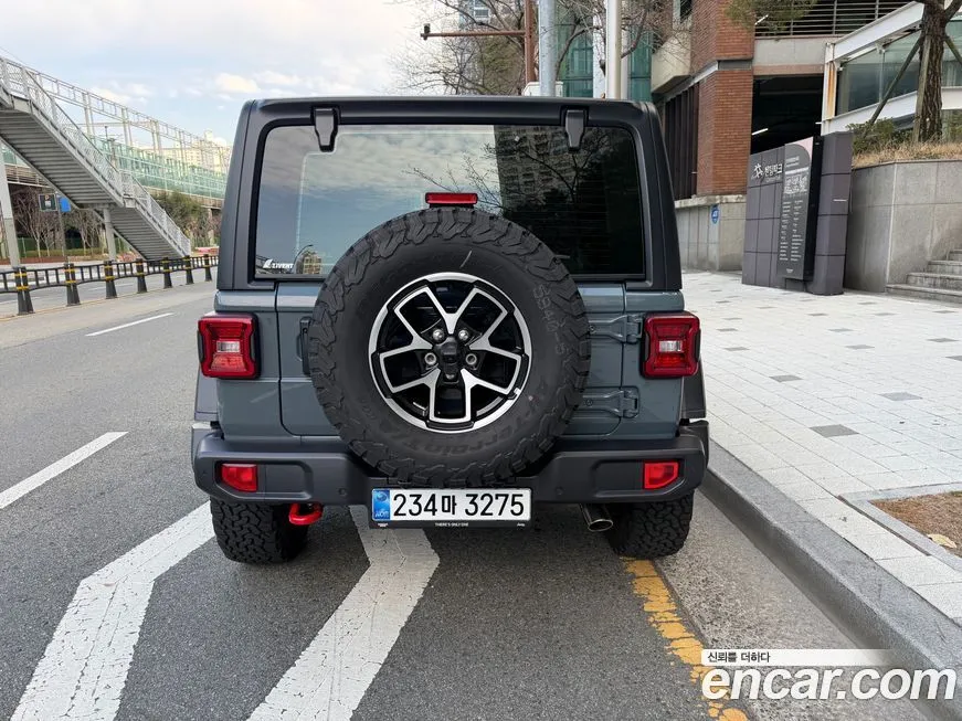 Jeep Wrangler — фото 6
