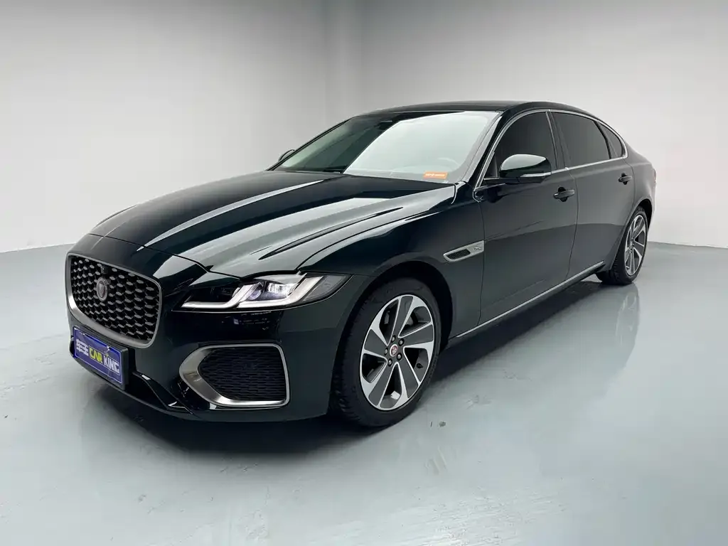 Jaguar XFL — фото 1