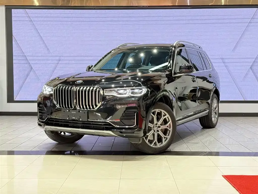 BMW X7 — фото 2