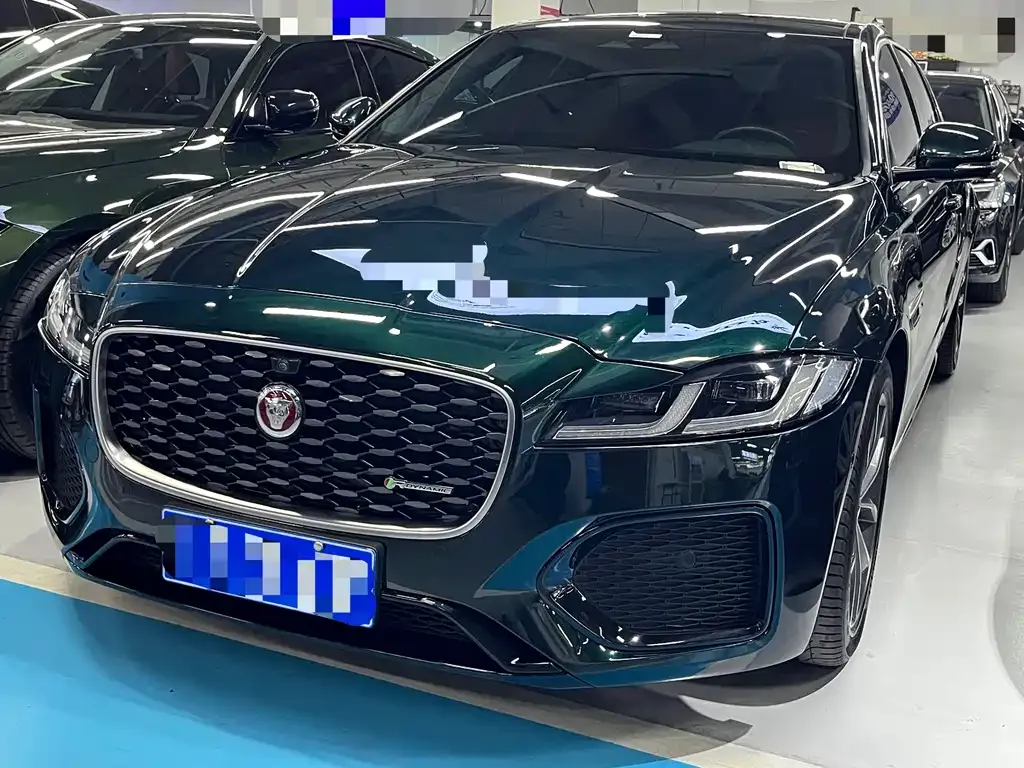 Jaguar XFL — фото 1