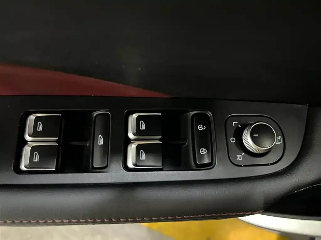 Geely Binyue — фото 2