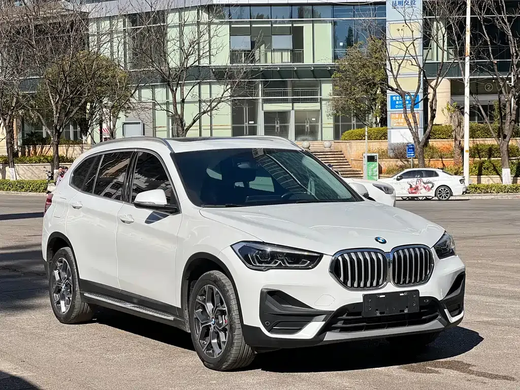 BMW X1 — фото 3
