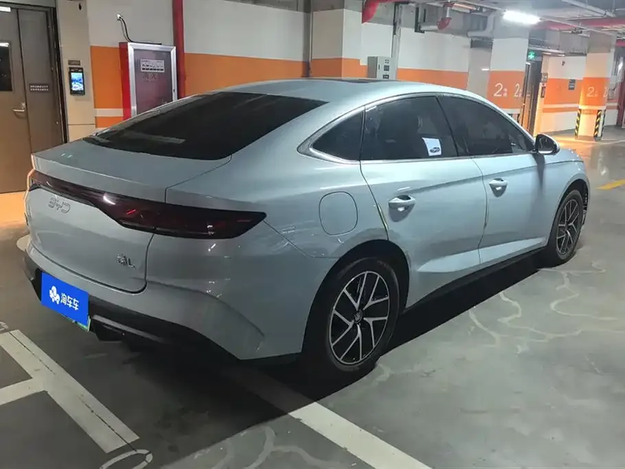 BYD Qin L — фото 10