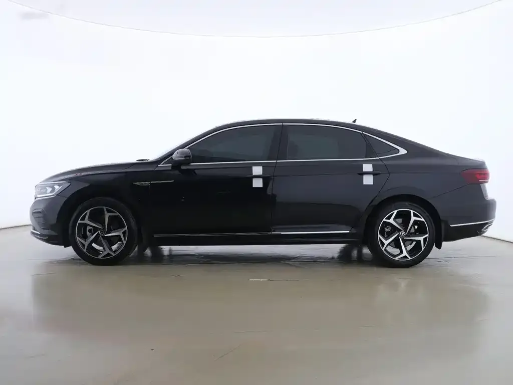 Volkswagen Passat — фото 8