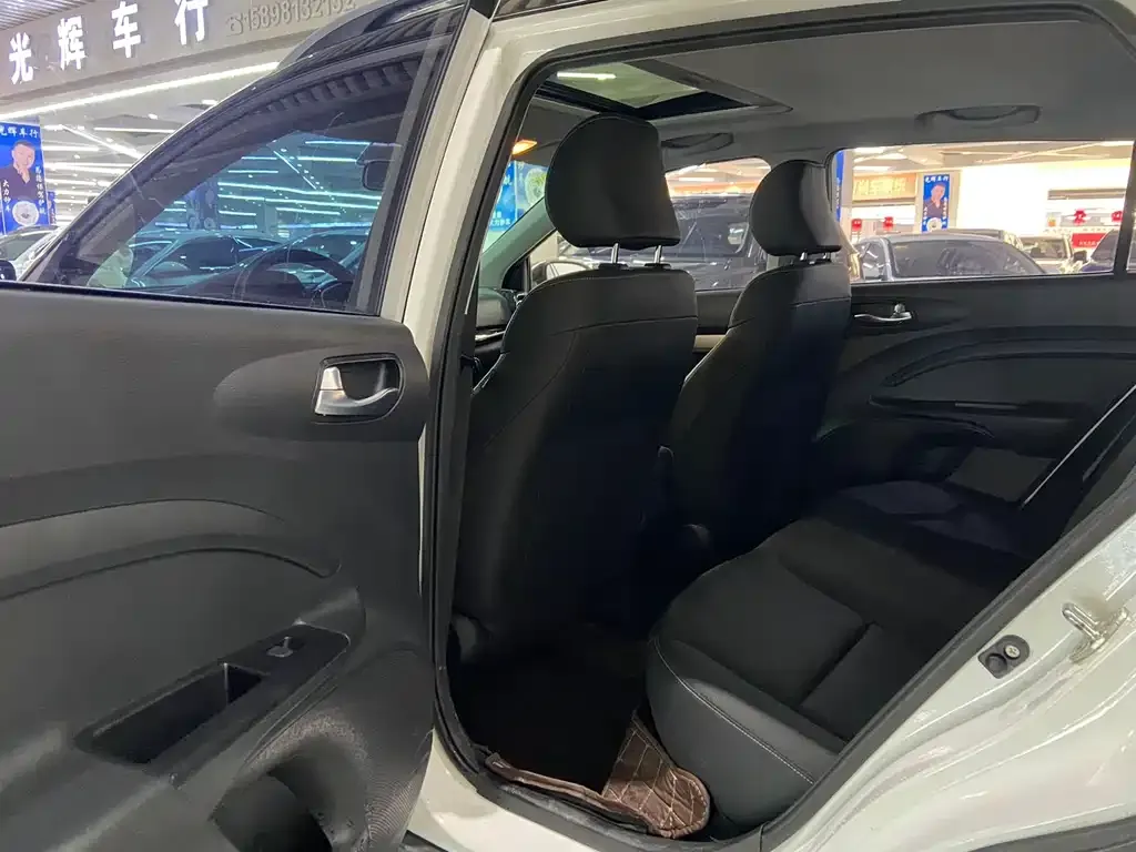 Kia KX1 — фото 4