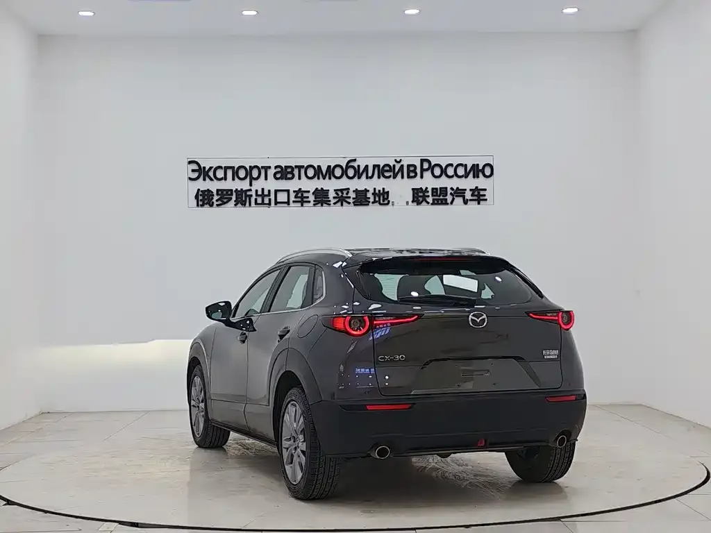 Mazda CX-30 — фото 2