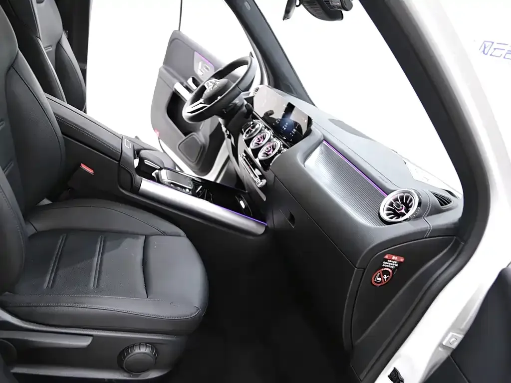 Mercedes-Benz GLA — фото 6