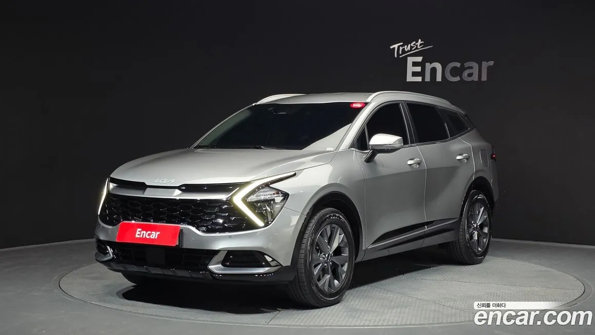 Kia Sportage — фото 1