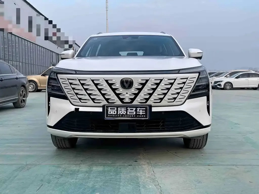 Changan CS75PLUS — фото 6