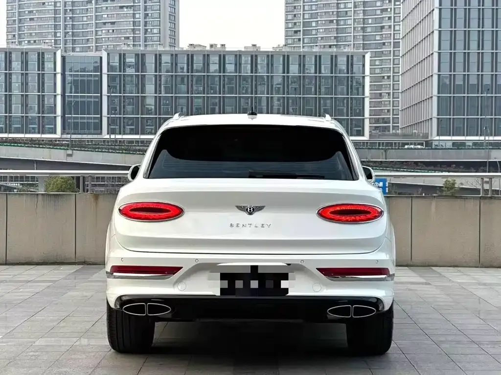 Bentley Bentayga — фото 5