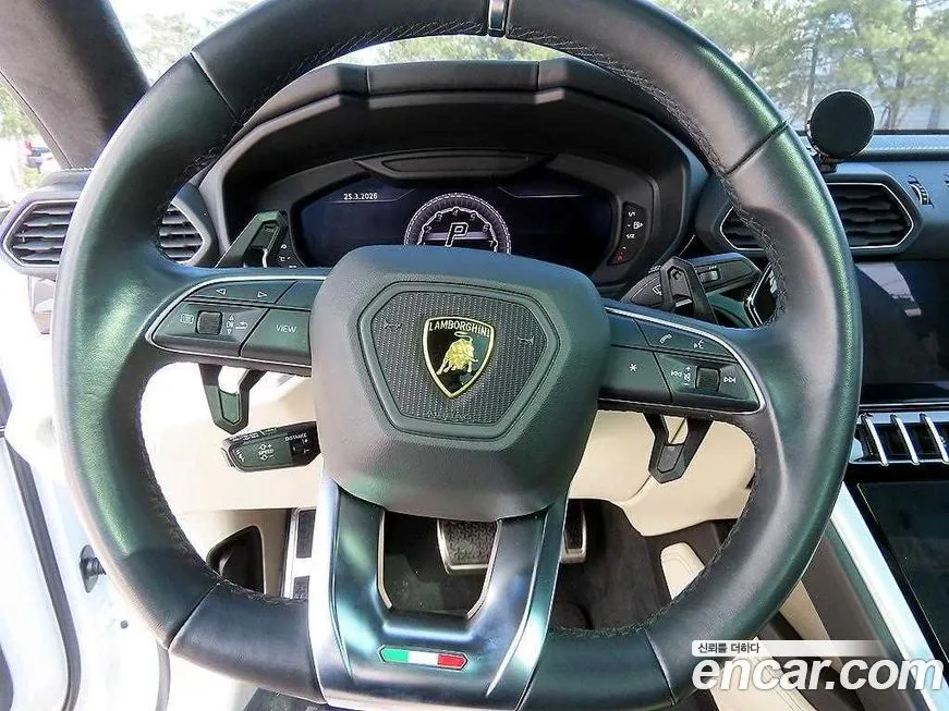 Lamborghini Urus — фото 7