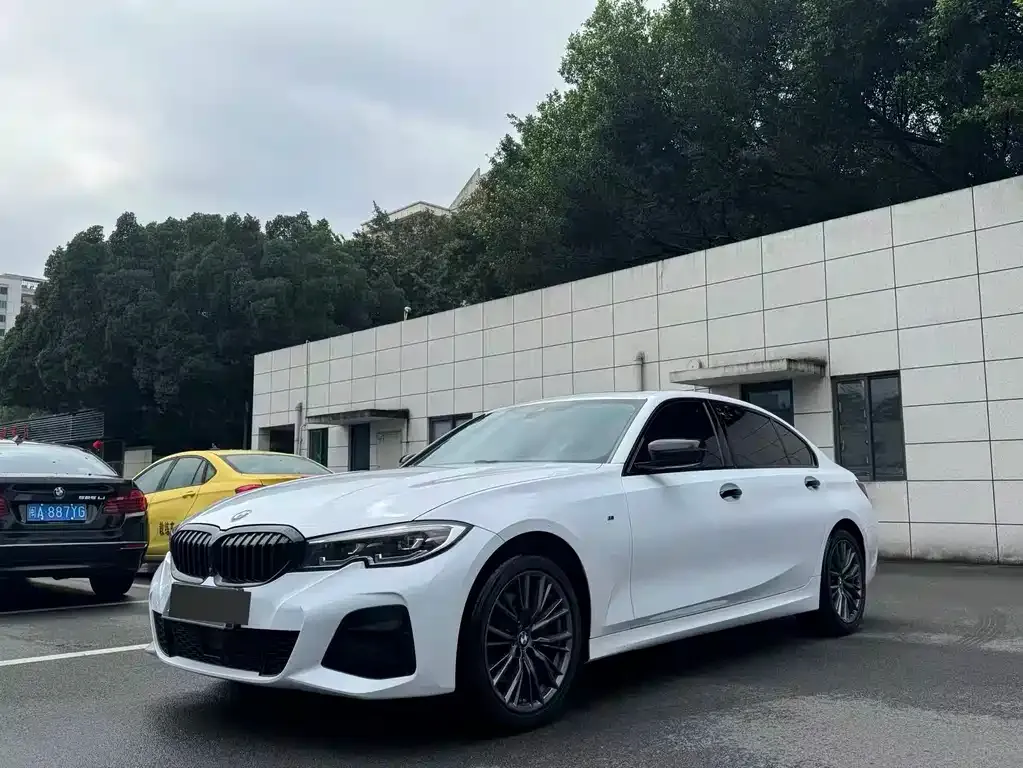 BMW 3 Series — фото 1