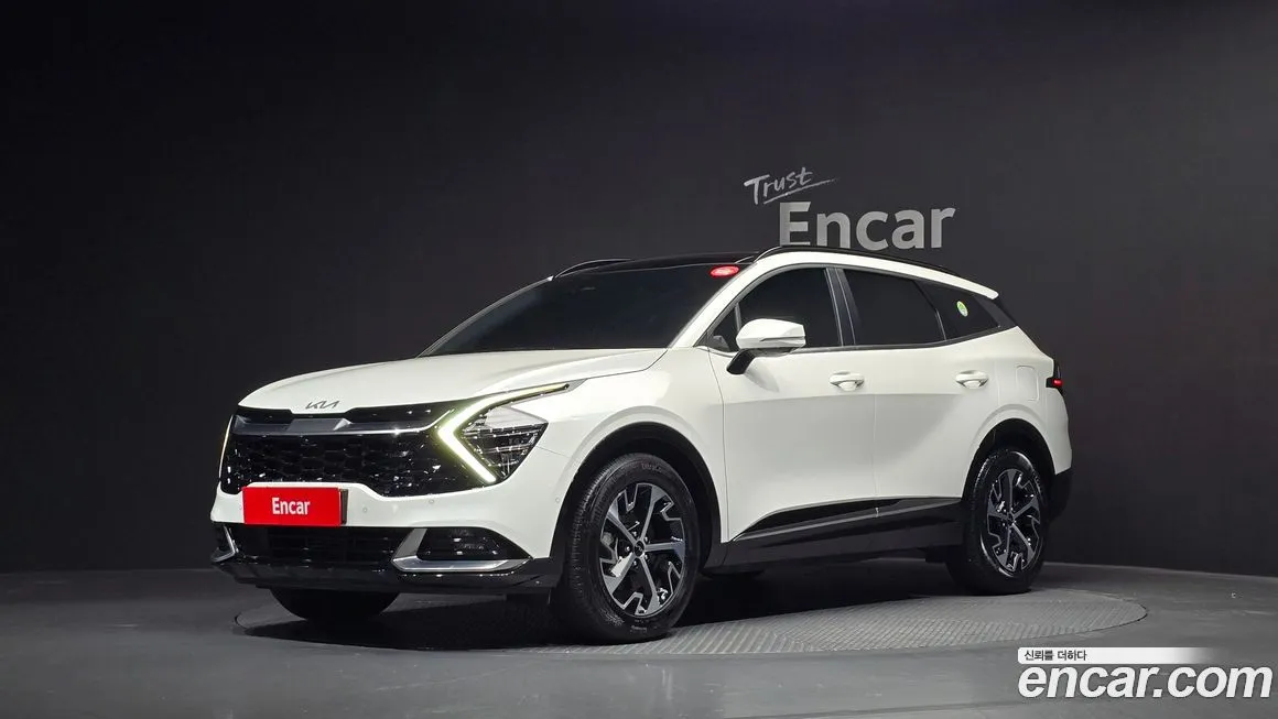 Kia Sportage — фото 1