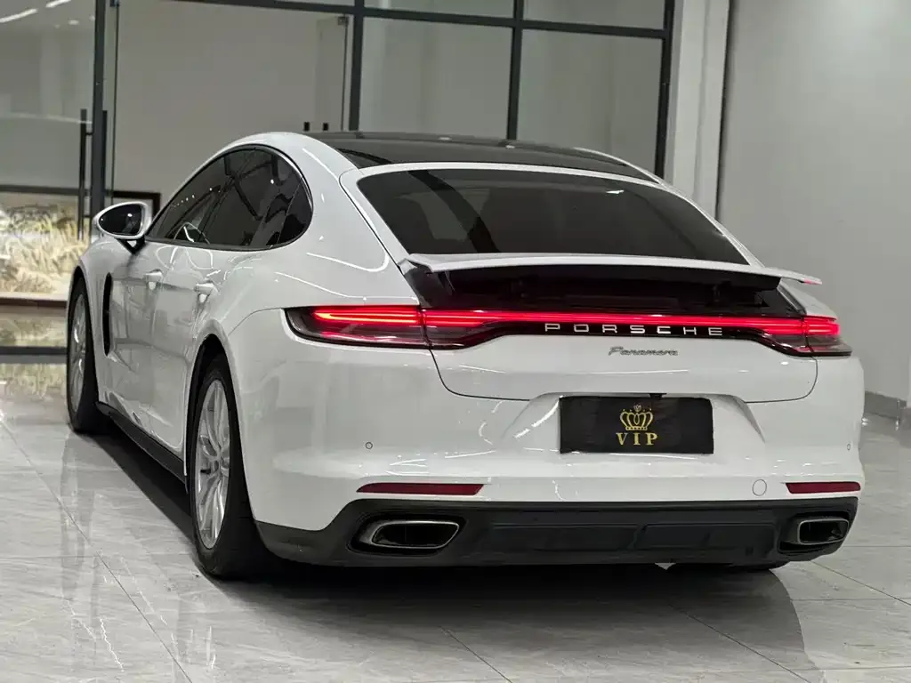 Porsche Panamera — фото 4
