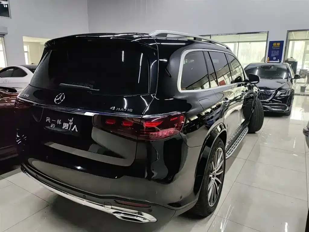 Mercedes-Benz GLS — фото 7