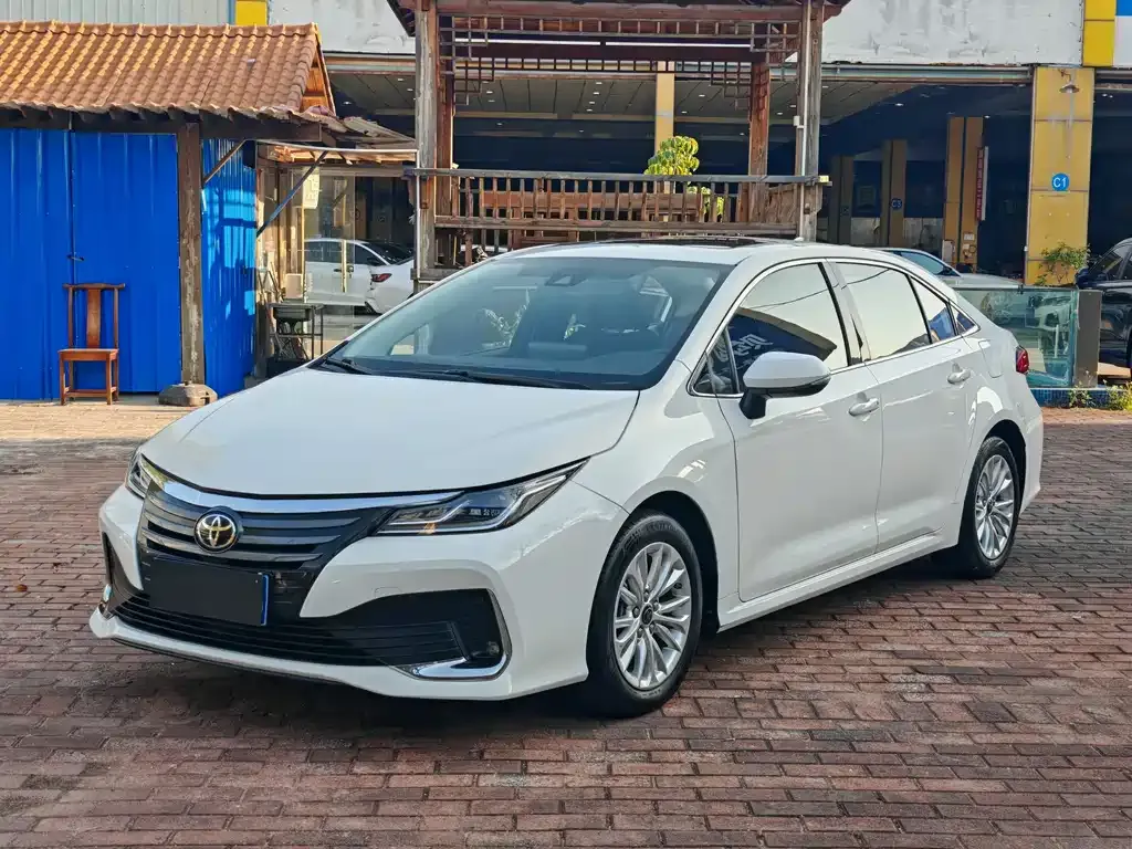 Toyota Allion — фото 1