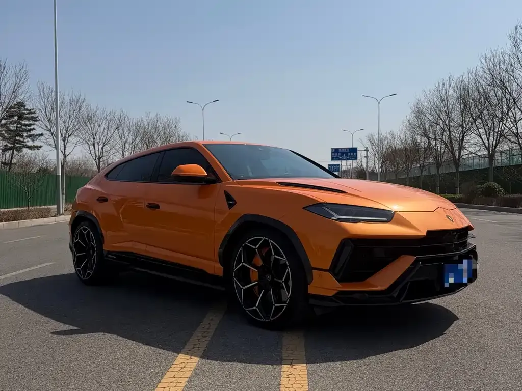 Lamborghini Urus — фото 6