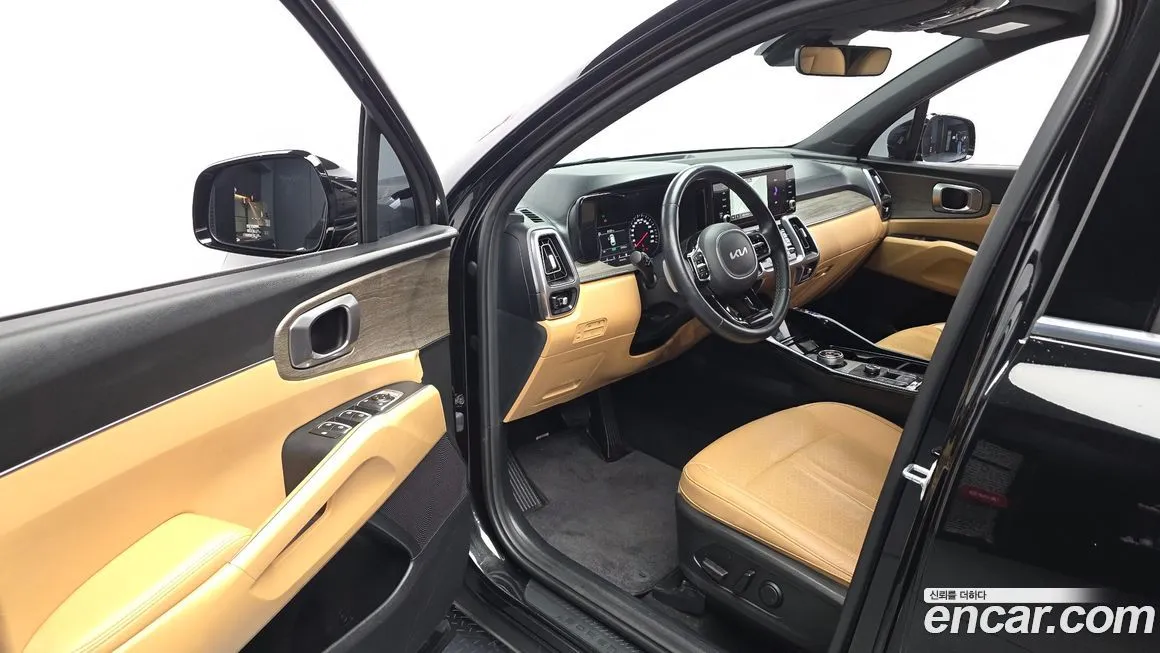 Kia Sorento — фото 8