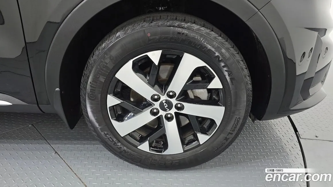 Kia Sorento — фото 10