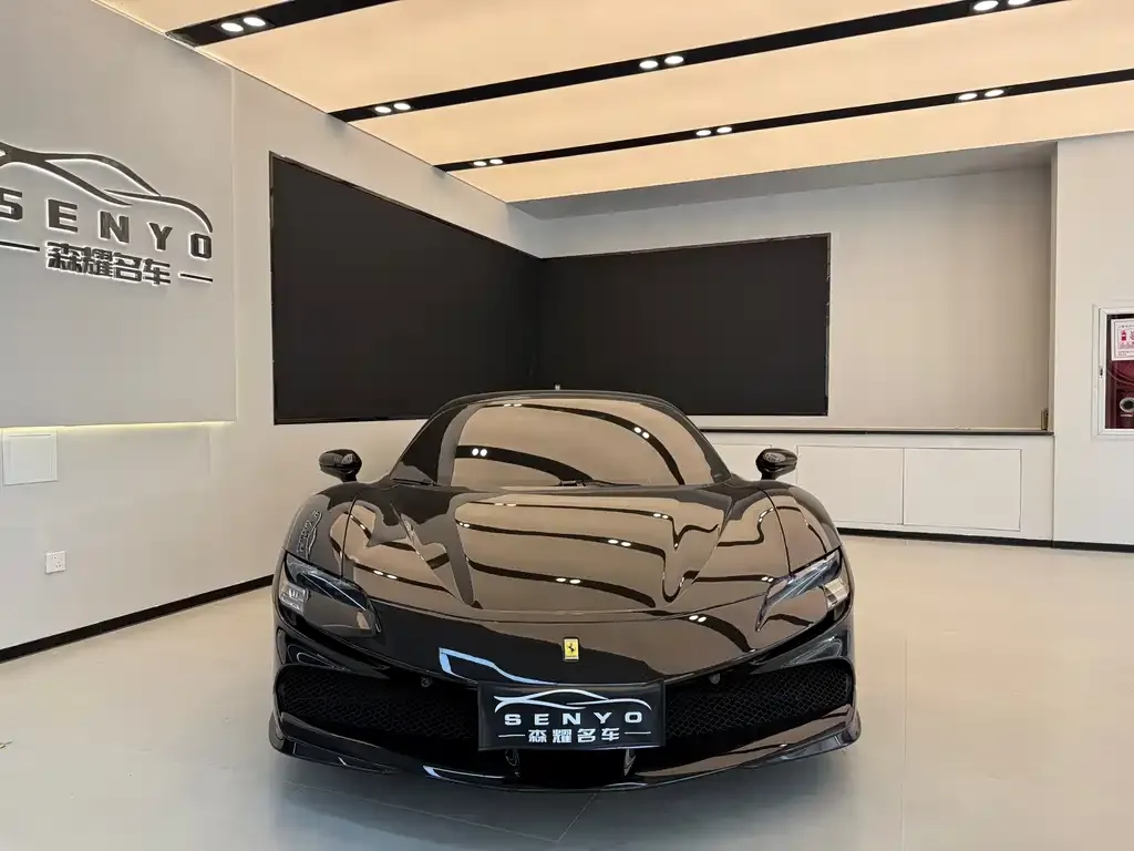 Ferrari SF90 — фото 2