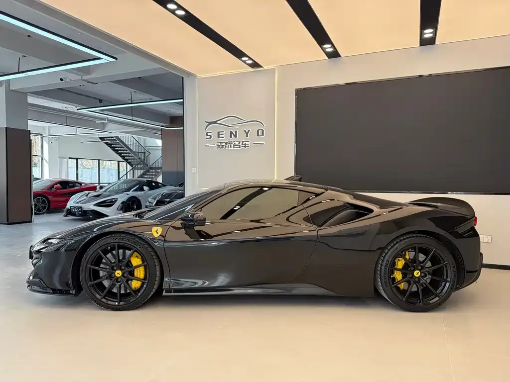 Ferrari SF90 — фото 8