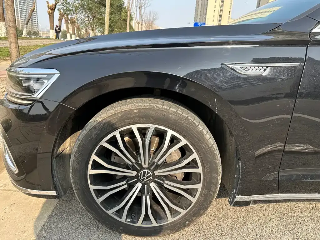 Volkswagen Phideon — фото 5