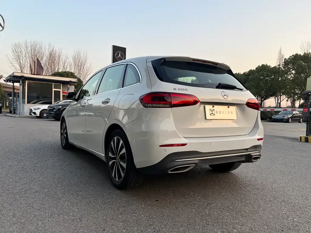 Mercedes-Benz B-Class — фото 10