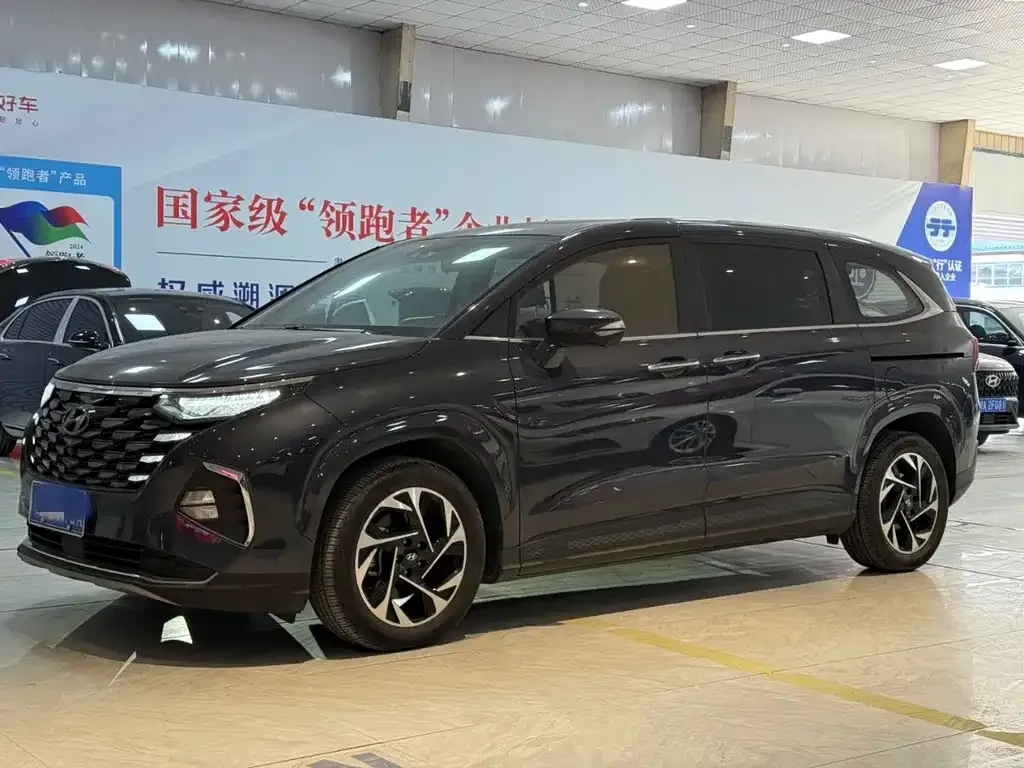 Hyundai Custo — фото 1
