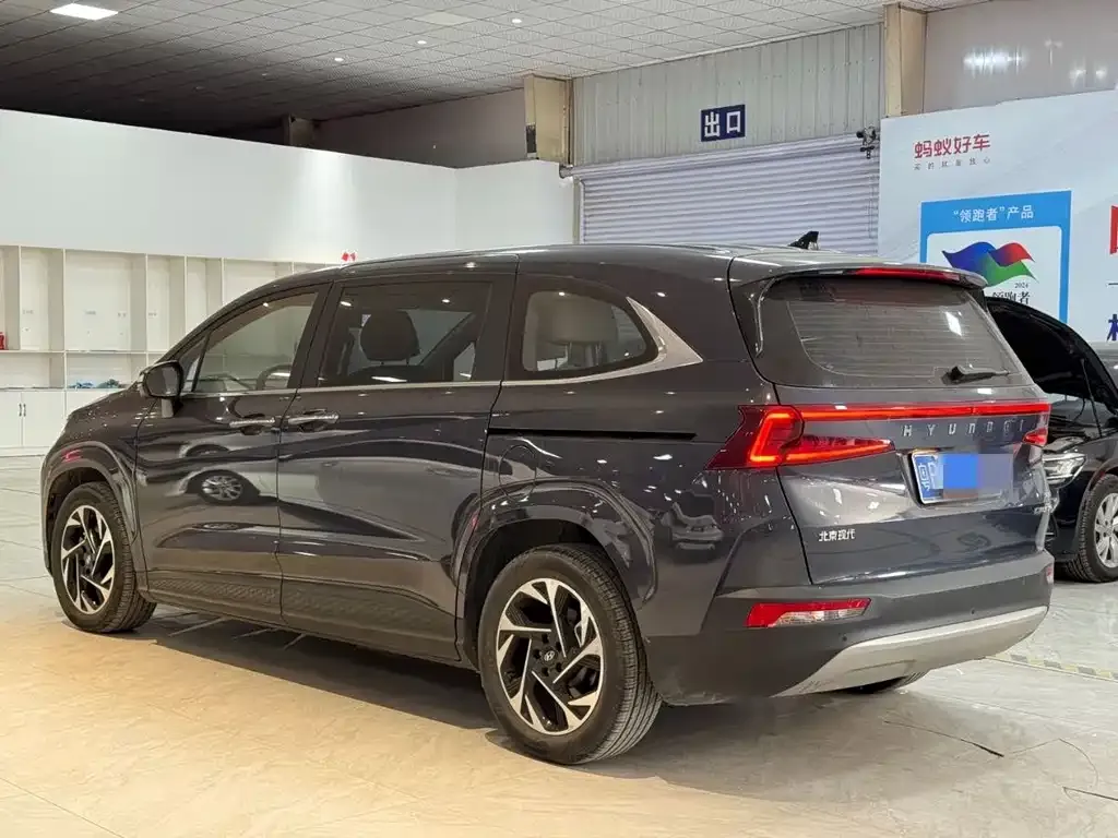 Hyundai Custo — фото 4
