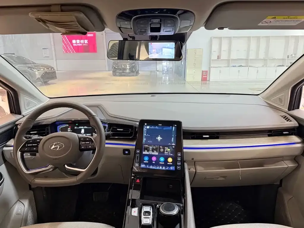 Hyundai Custo — фото 9