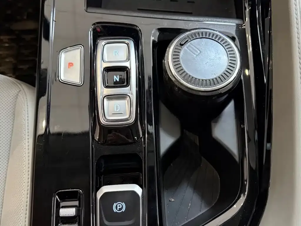 Hyundai Custo — фото 3