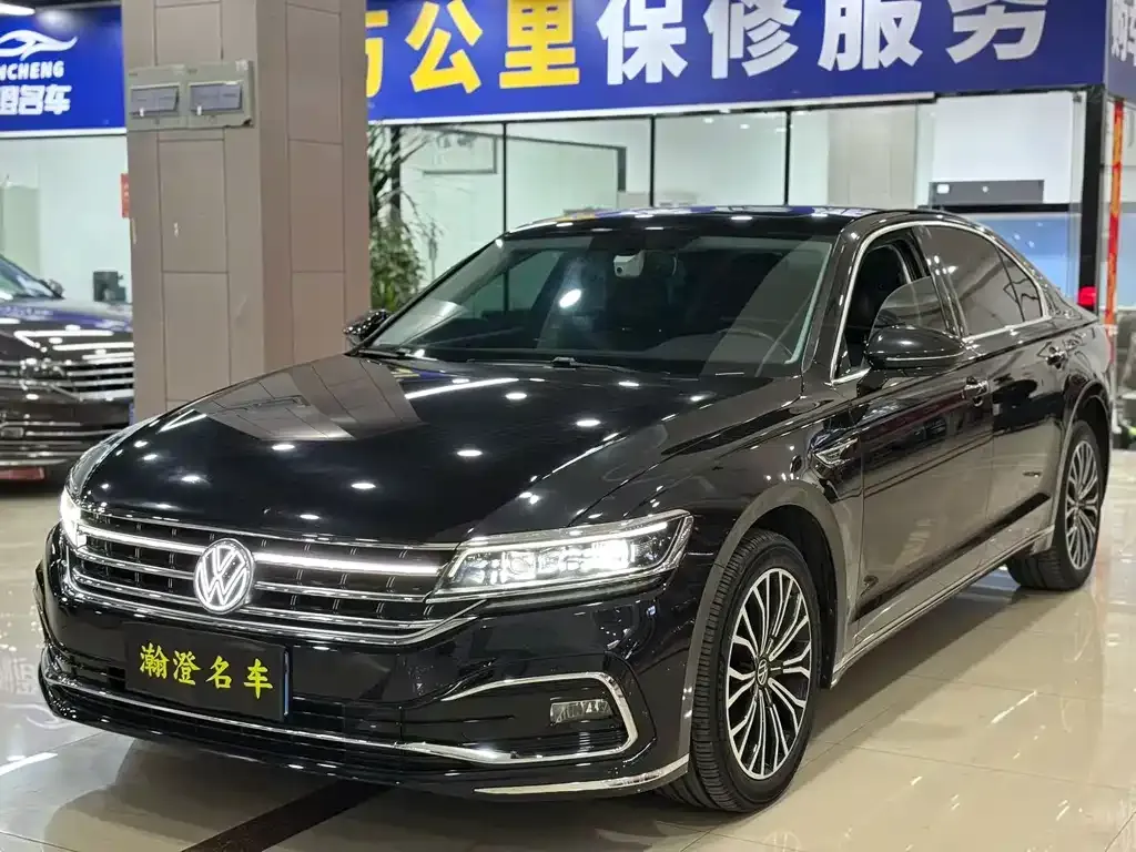 Volkswagen Phideon — фото 1