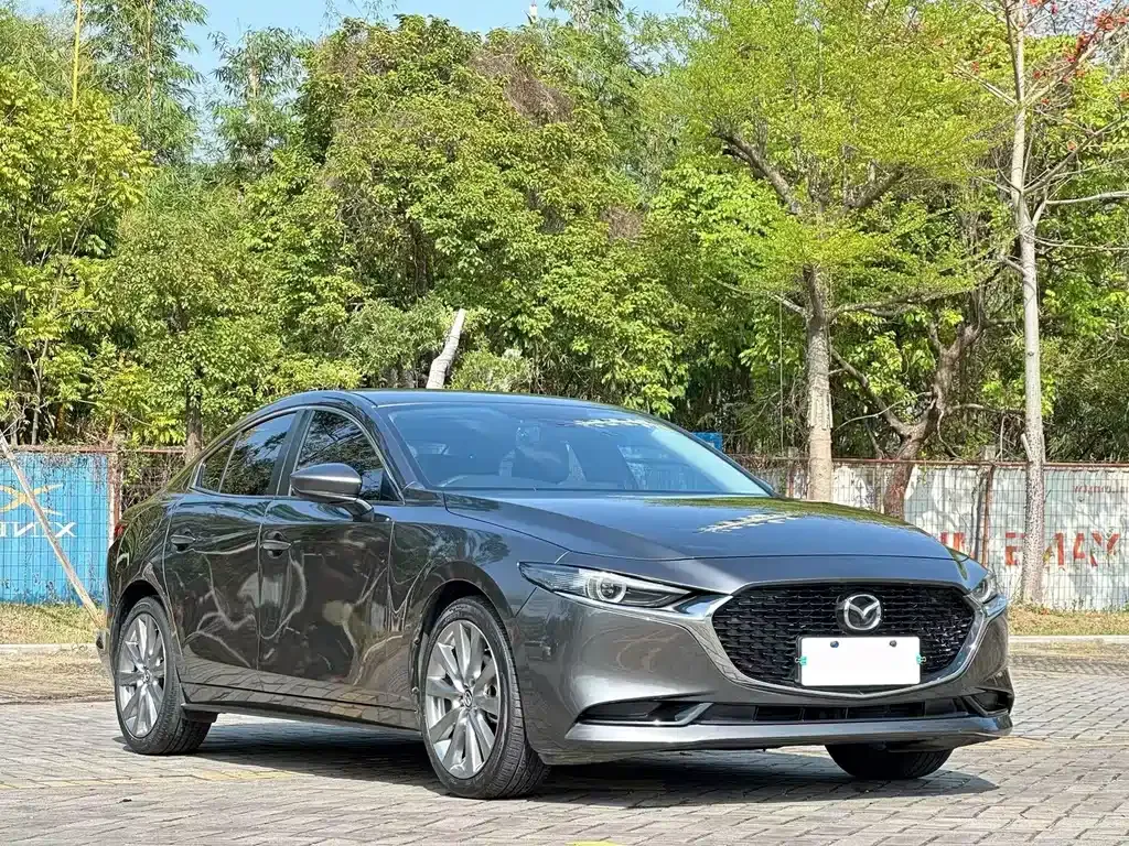 Mazda 3 Axela — фото 7