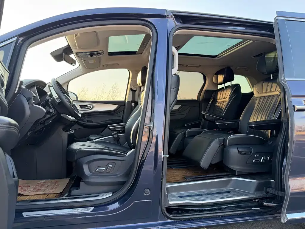 Roewe iMAX8 — фото 9