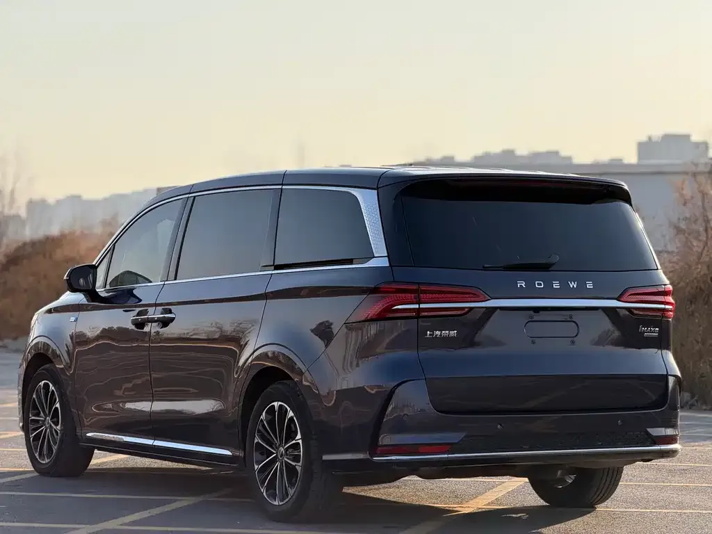 Roewe iMAX8 — фото 2