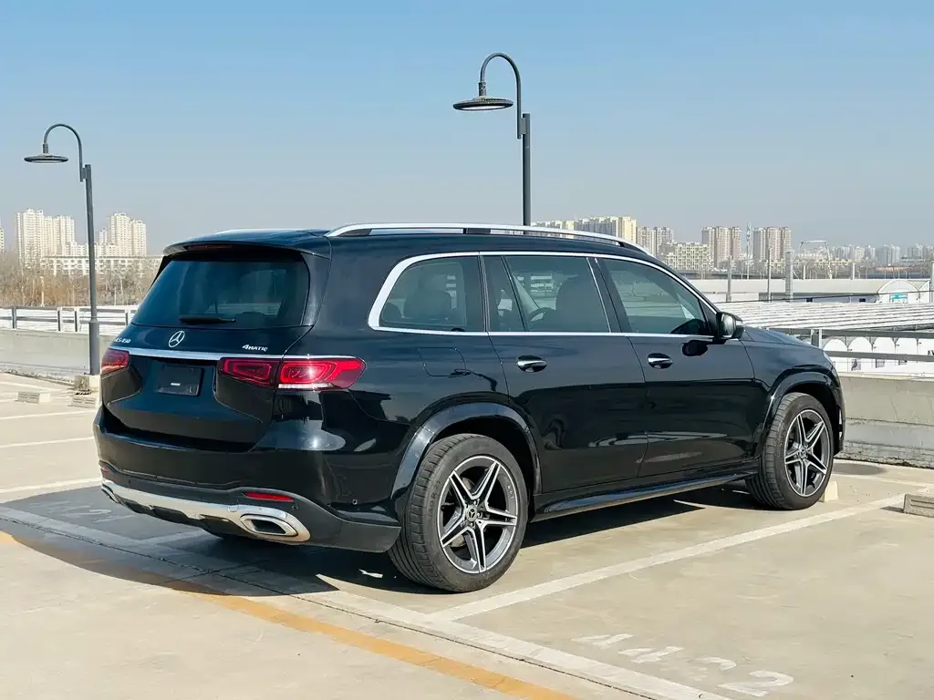 Mercedes-Benz GLS — фото 10
