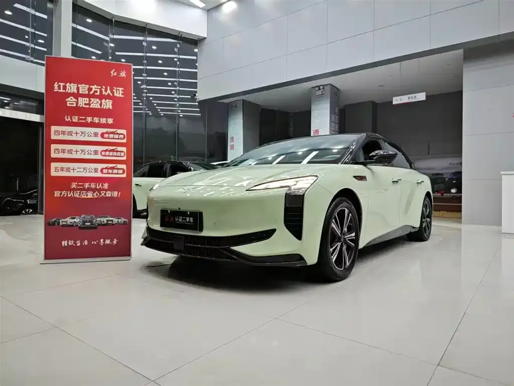 Hongqi EH7 — фото 1
