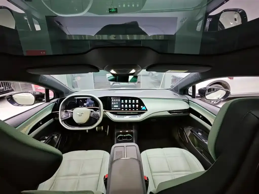 Hongqi EH7 — фото 6