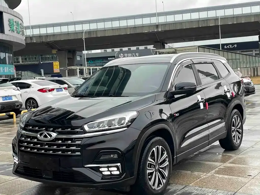 Chery Tiggo 8 — фото 1