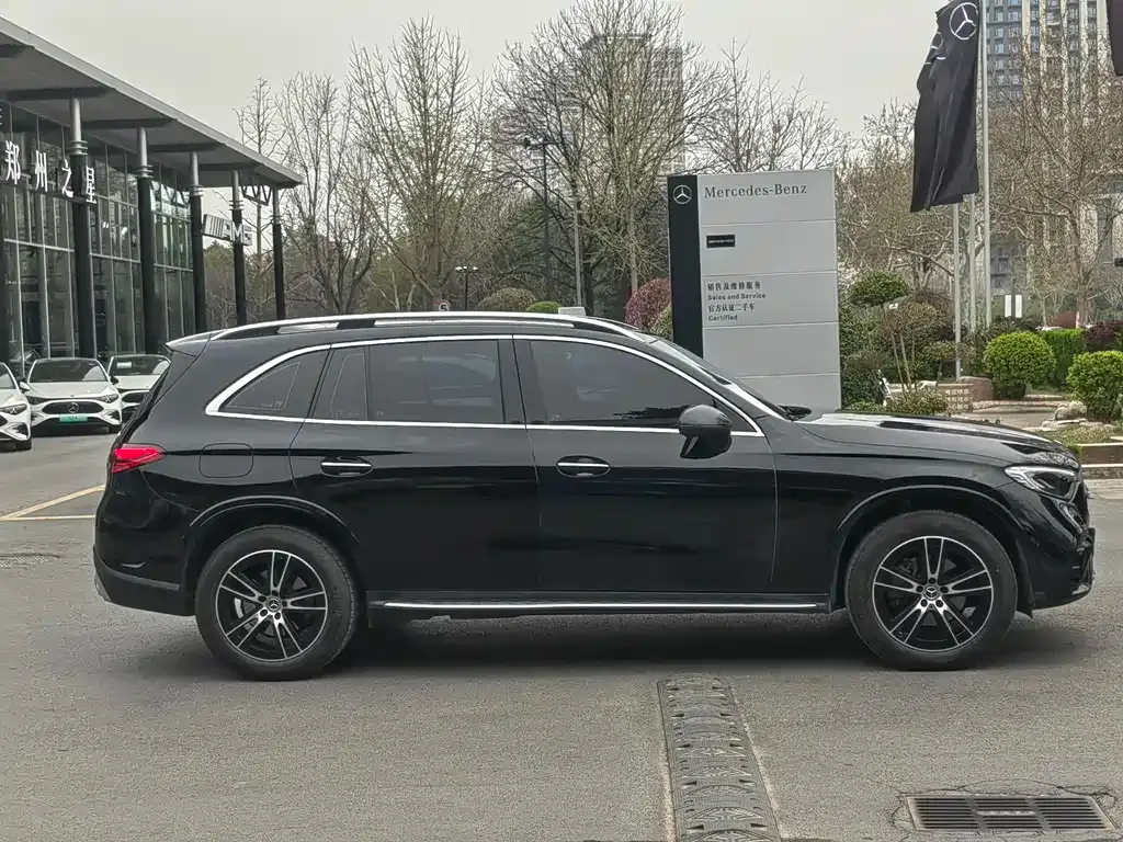 Mercedes-Benz GLC — фото 9