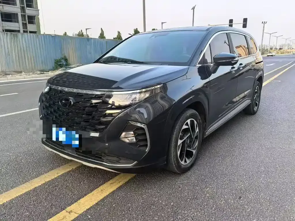 Hyundai Custo — фото 1