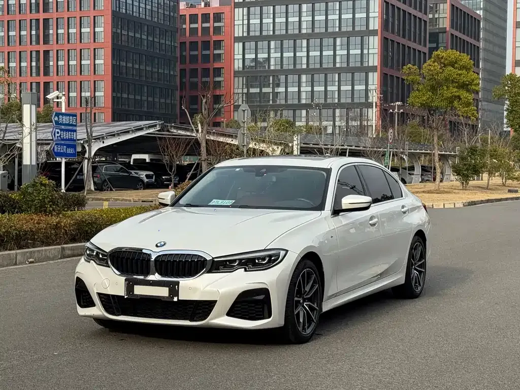 BMW 3 Series — фото 1
