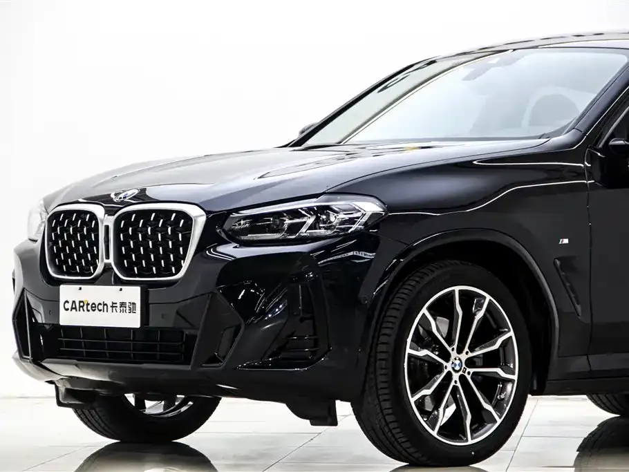 BMW X4 — фото 7