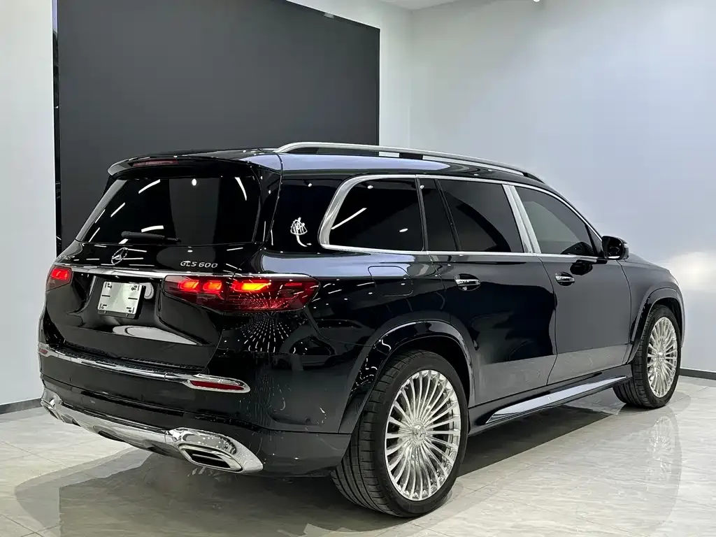 Mercedes-Benz GLS — фото 7