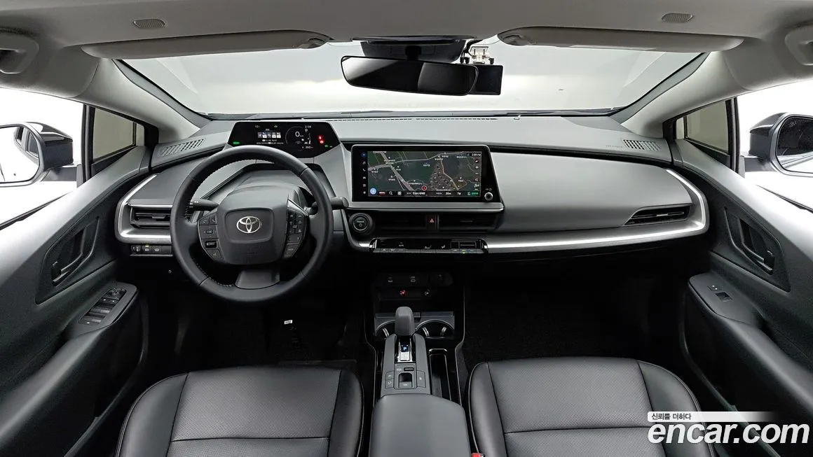 Toyota Prius — фото 10