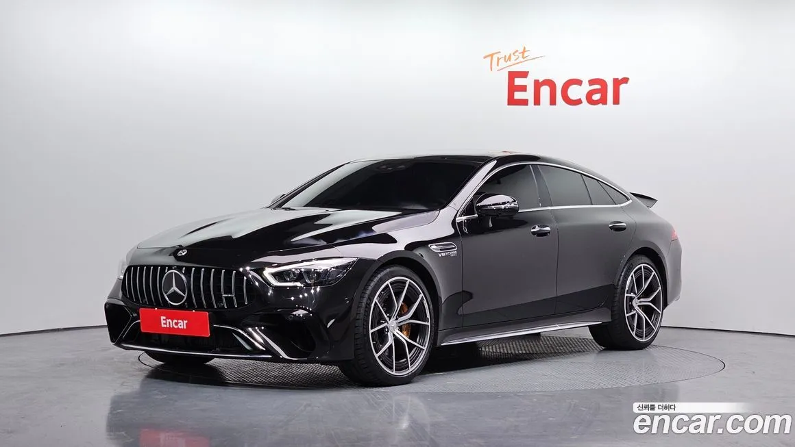 Mercedes-Benz AMG GT — фото 1