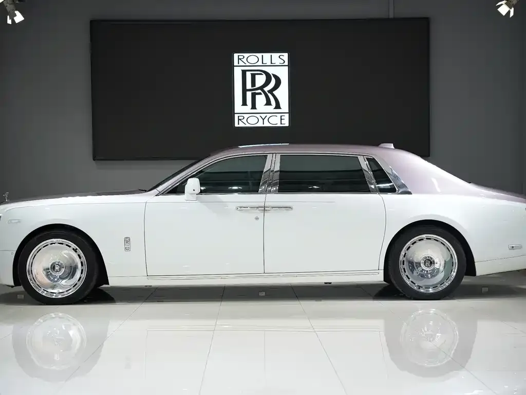 Rolls-Royce Phantom — фото 2