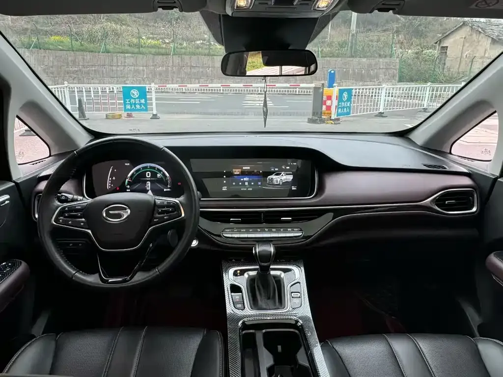GAC Motor Trumpchi M6 — фото 4