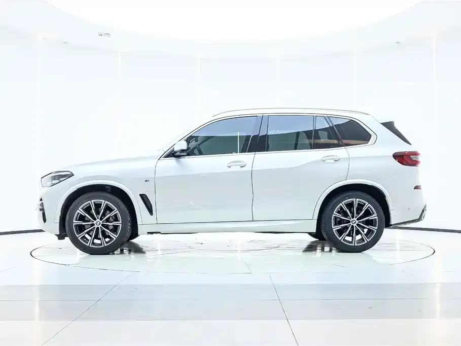 BMW X5 (Import) — фото 8